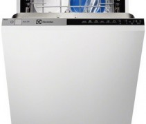 Посудомоечная машина Electrolux ESL94300LA